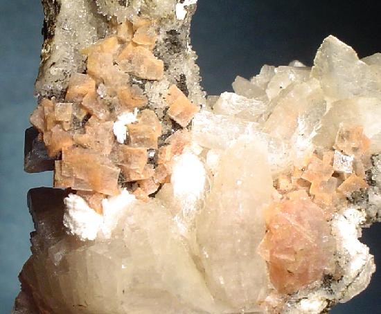 Chabazite-Heulandite-Albite-120391.jpg