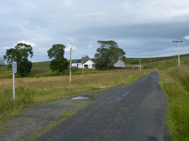 File:Cornalees Farm - geograph.org.uk - 1417624.jpg