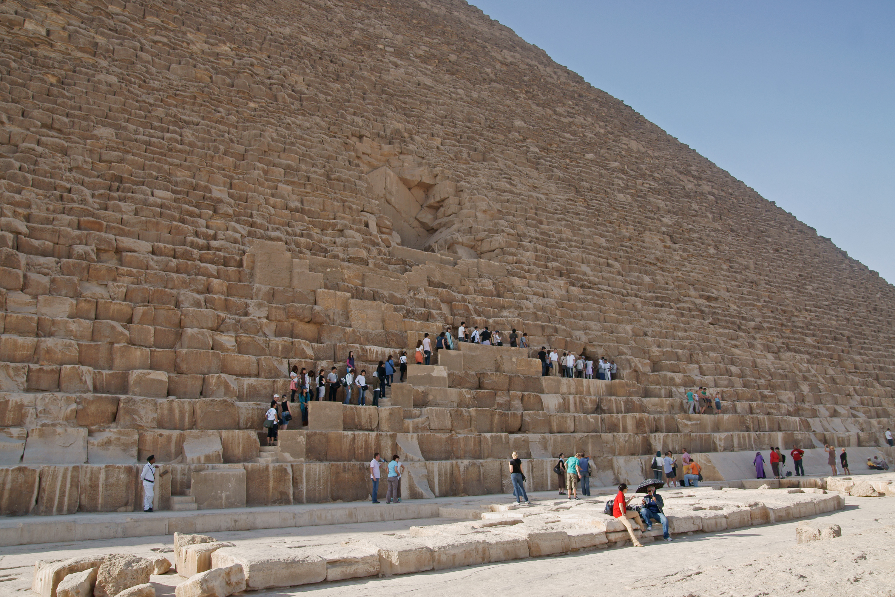 File:Entrance to Pyramid of Cheops.jpg - Wikimedia Commons