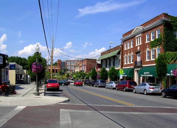 File:Grandin Road Commercial Historic District.jpg