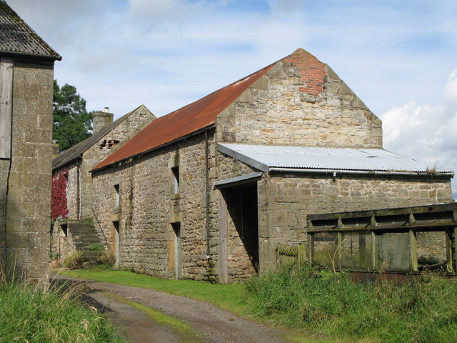 File:Haughton Strother Farm - geograph.org.uk - 528474.jpg