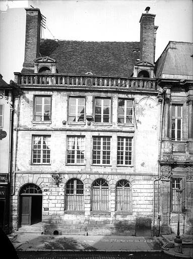 File:Maison - Troyes - Médiathèque de l'architecture et du patrimoine - APMH00007004.jpg