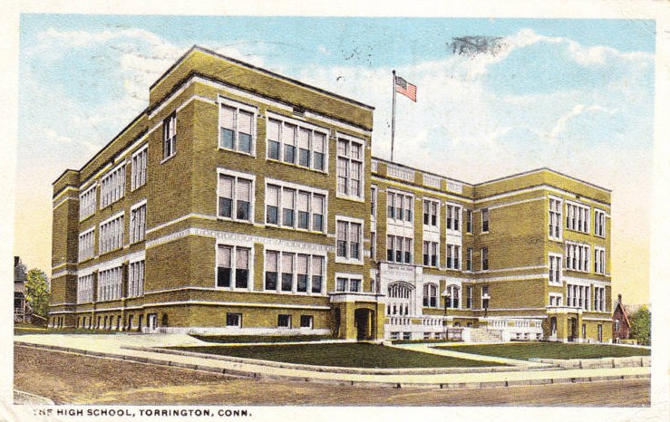 File:PostcardTorringtonCTTorringtonHighSchool1915.jpg