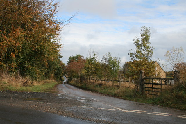 File:Road to Hailey - geograph.org.uk - 1578750.jpg