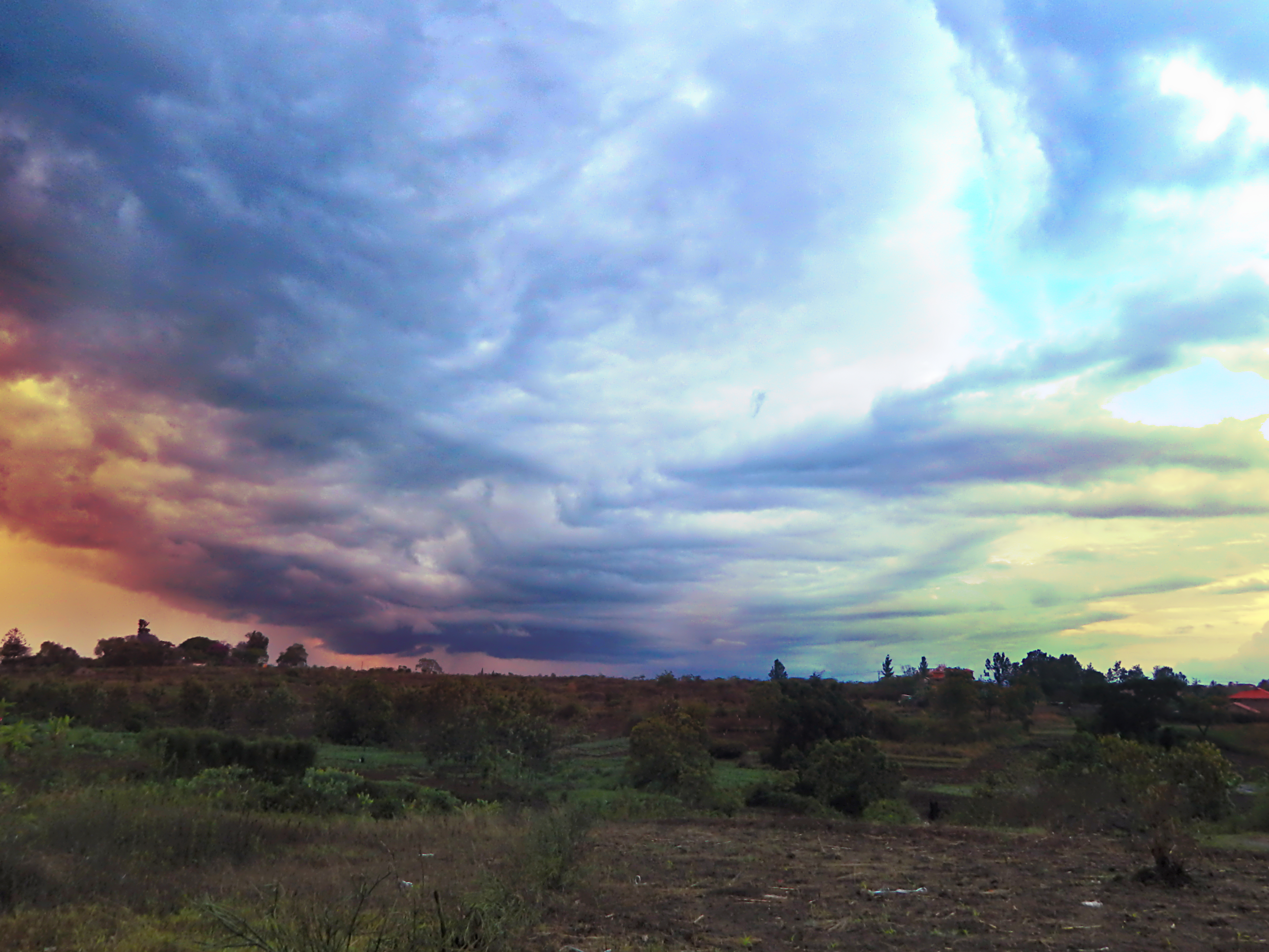 File Ruiru Rain Clouds Jpg Wikimedia Commons