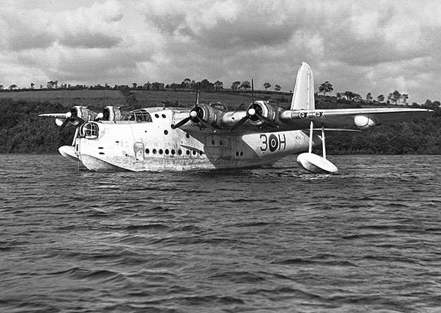 File:Short Sunderland ExCC.jpg