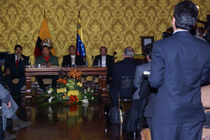 File:VII Encuentro Presidencial Ecuador-Venezuela. Entrega de créditos no reembolsables, suscripción de convenios y rueda de prensa (4466519948).jpg