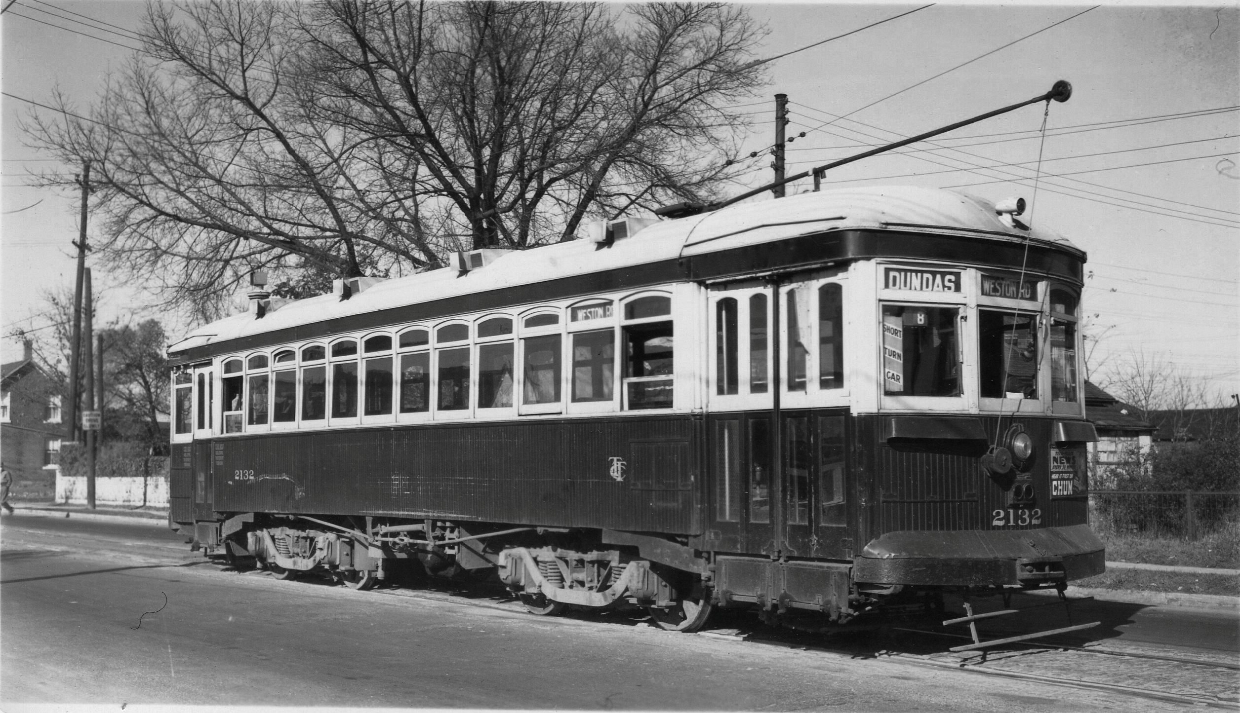 Weston_Road_streetcar_-a.jpg