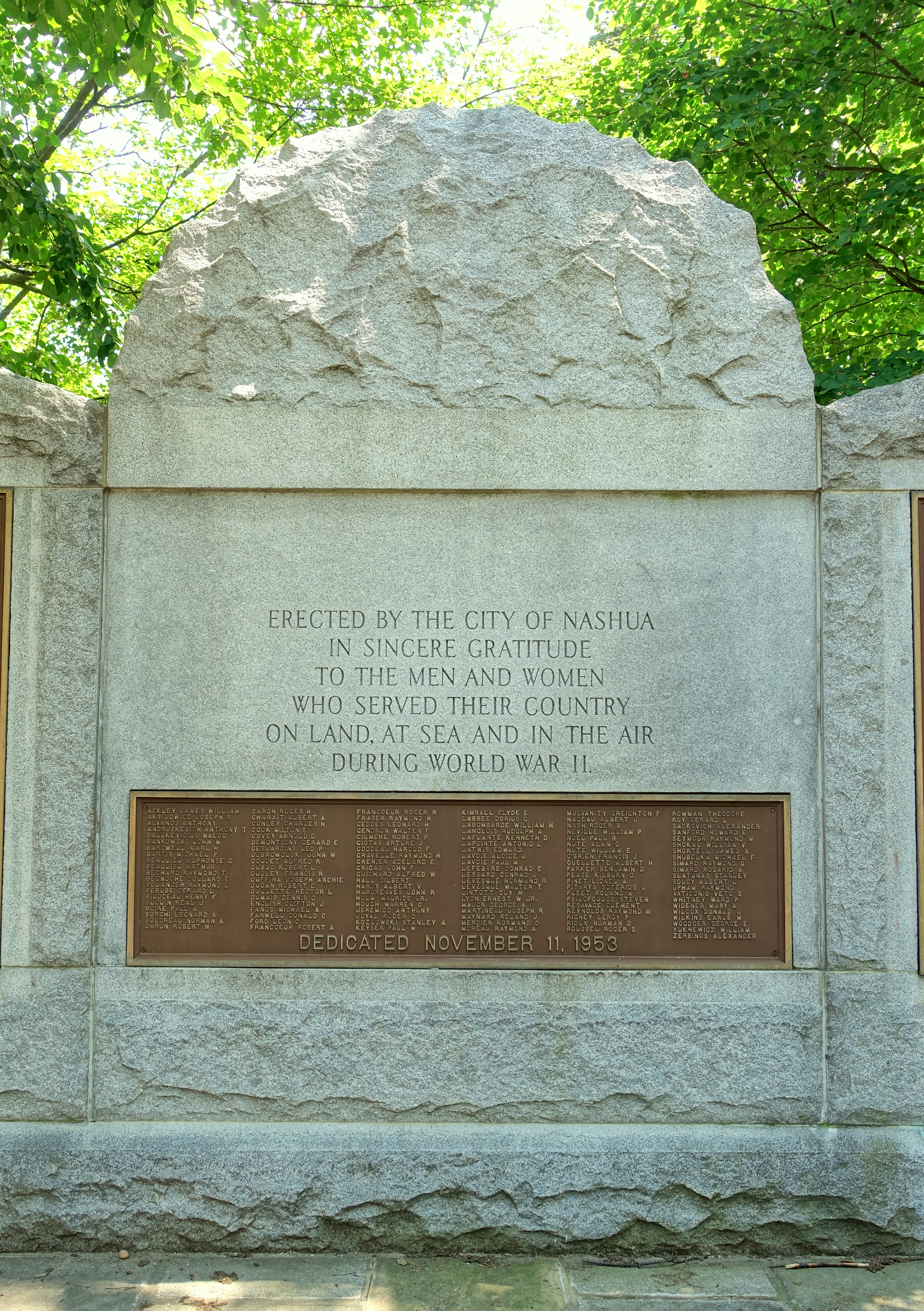 File World War Ii Memorial 2 Of 3 Deschenes Oval Nashua New Hampshire Dsc Jpg Wikimedia Commons