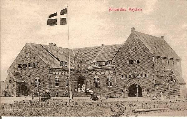 File:Antvorskov Højskole.jpg