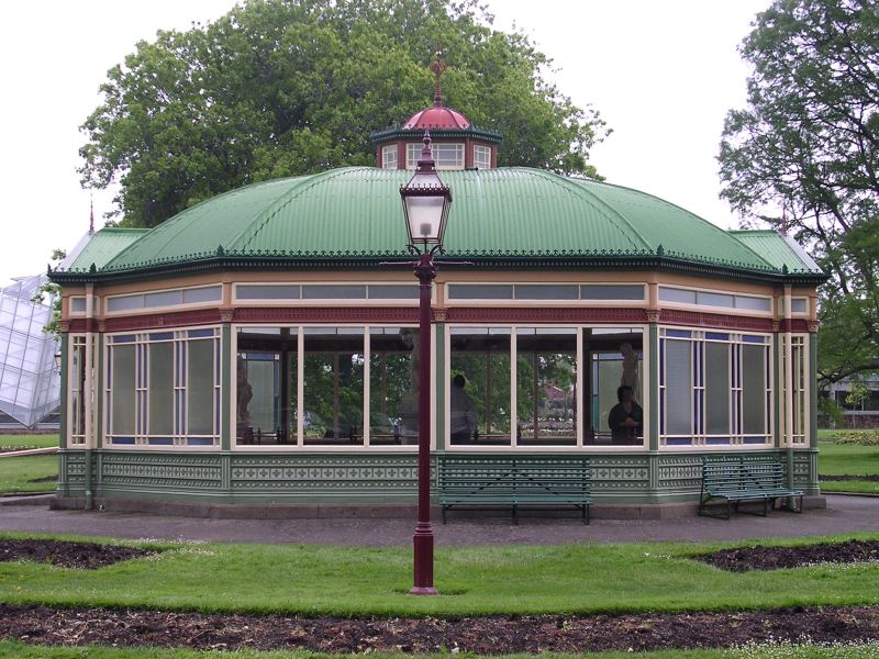 File:Ballarat botanics statuary pavillion.jpg