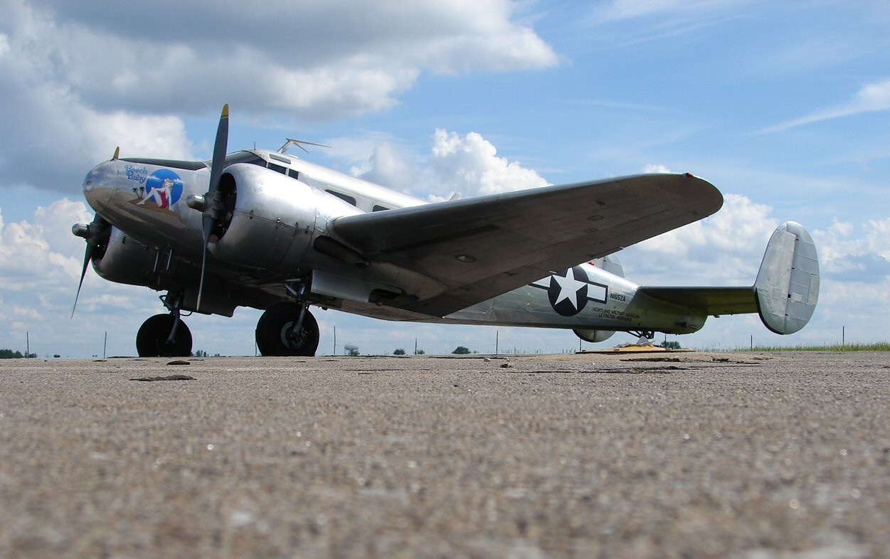 Beech C-45 (530068768).jpg