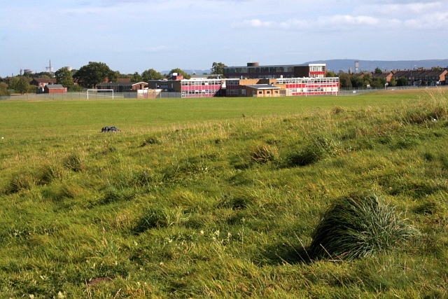 File:Blakeston School - geograph.org.uk - 1504011.jpg