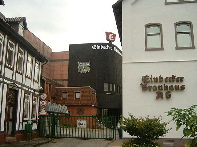 http://upload.wikimedia.org/wikipedia/commons/1/11/Einbecker_brauhaus_1.jpg       