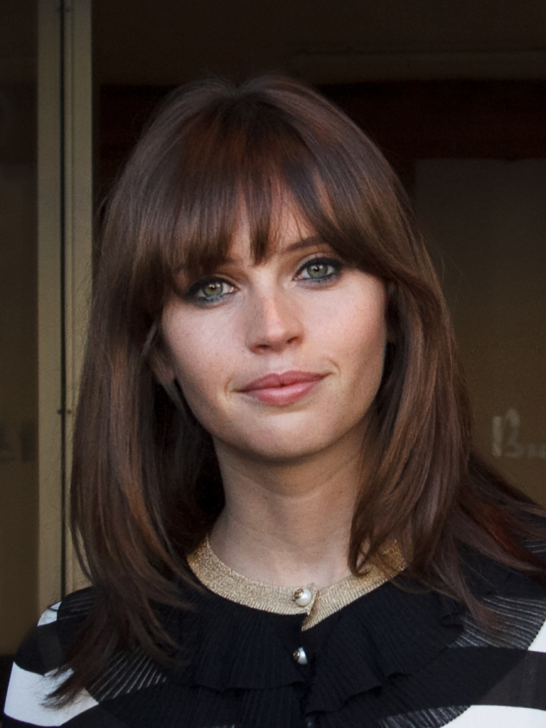 Felicity Jones - Wikipedia