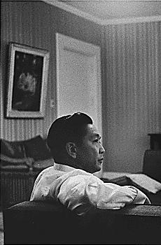 Ferdinand Marcos 1966.jpg