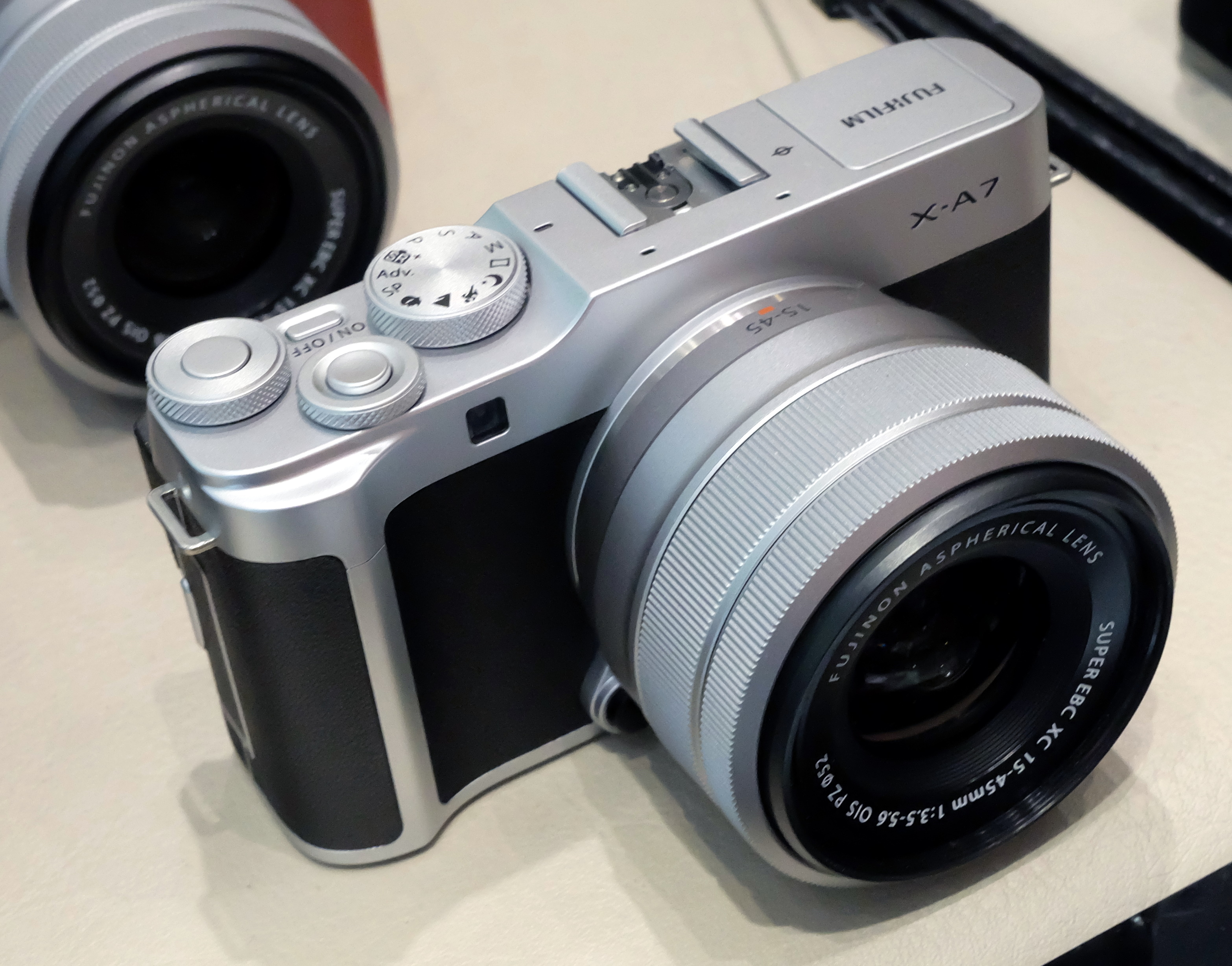 Fujifilm X-A7 - Wikipedia