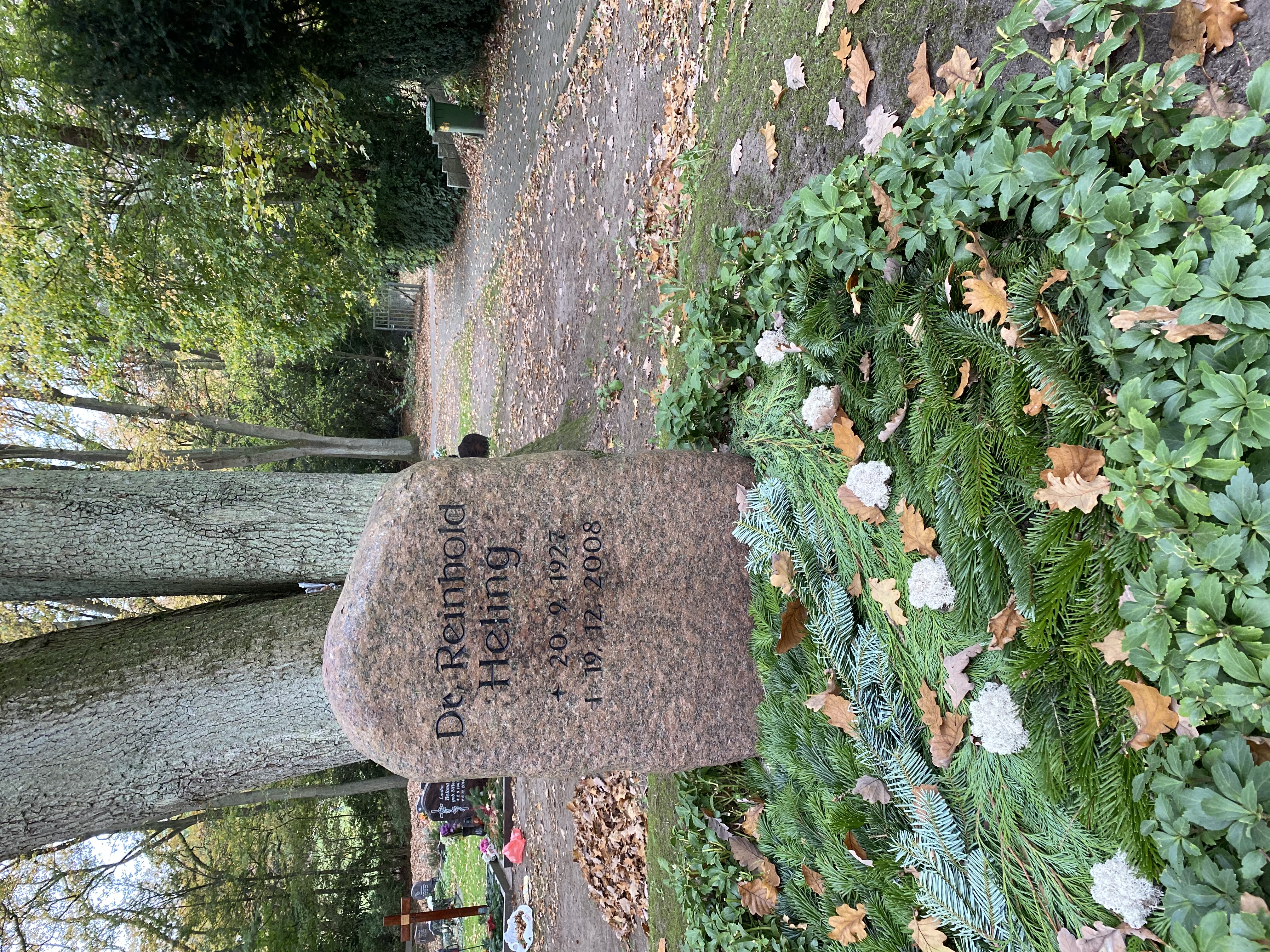 Grabstätte auf dem Heidefriedhof in Hamburg