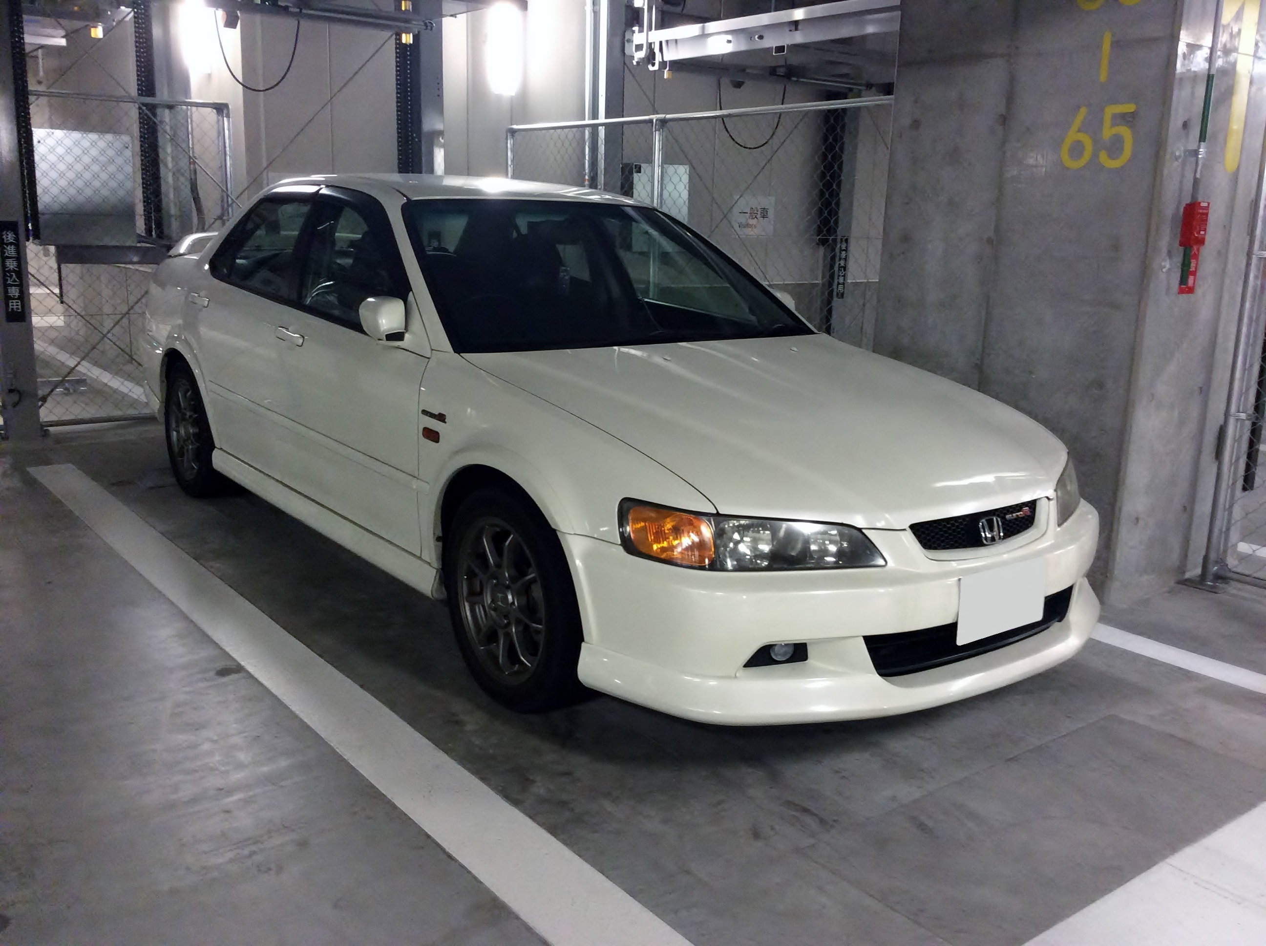 File Honda Accord Euro R Cl1 Front Jpg Wikimedia Commons