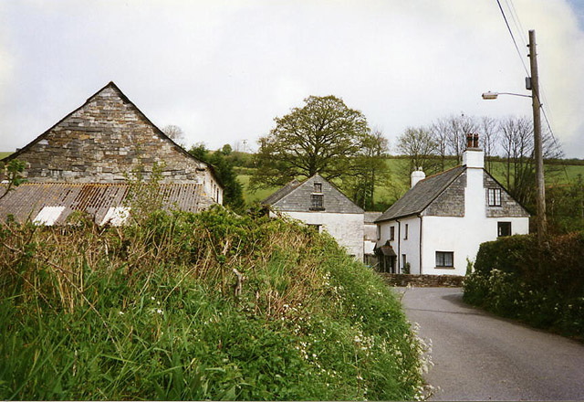 File:Launceston, Ridgegrove Mills - geograph.org.uk - 62189.jpg