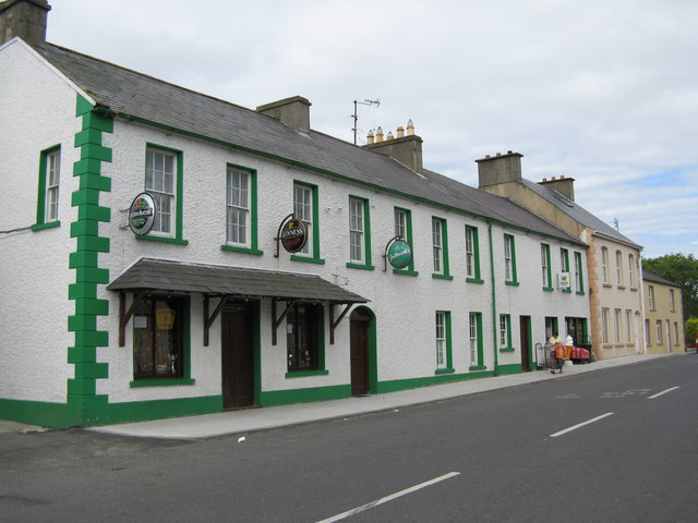 File:McGuinness' Bar, Culdaff, Co. Donegal - geograph.org.uk - 1383887.jpg