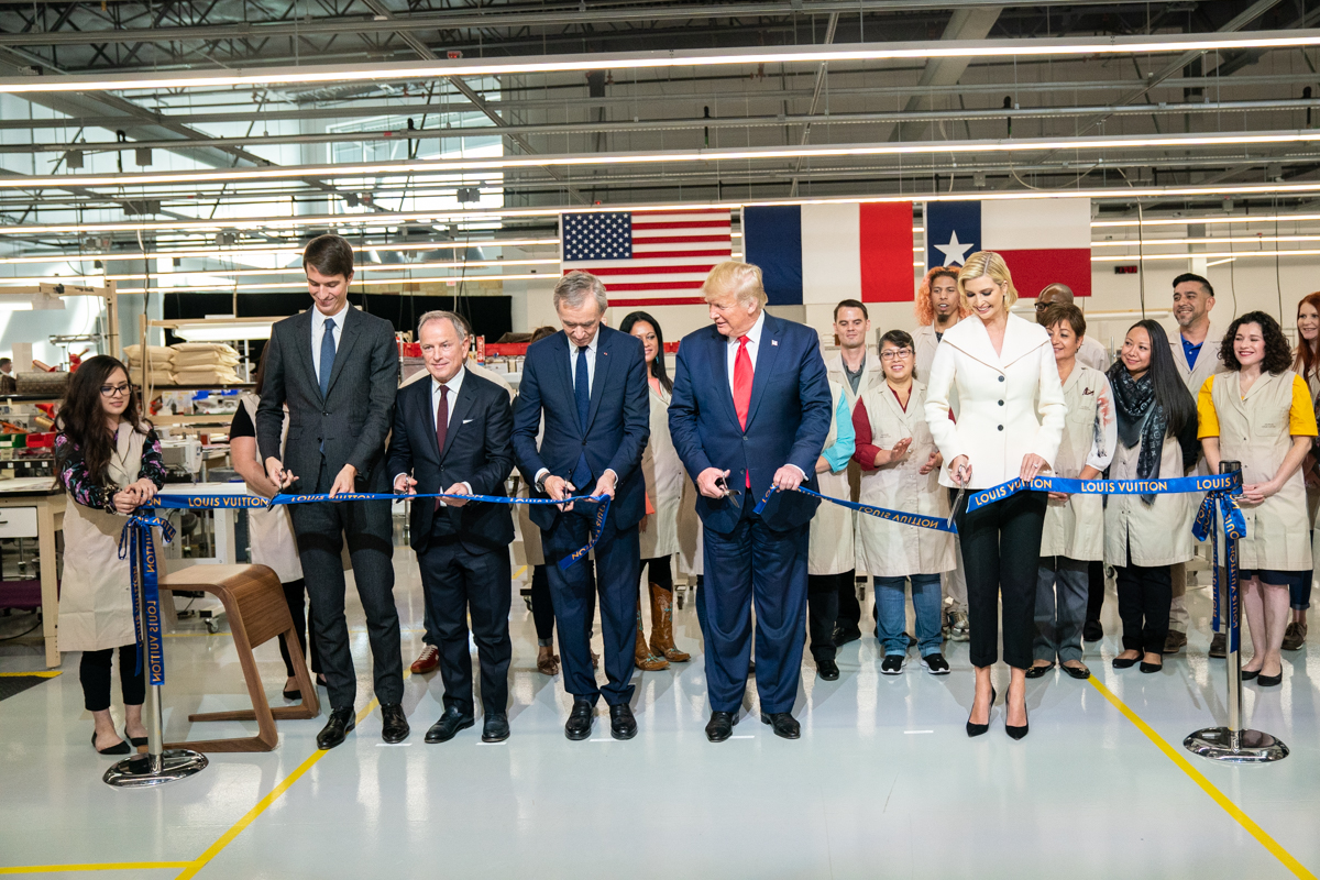 File:President Trump Visits the the Louis Vuitton Workshop - Rochambeau  (48919264347).jpg - Wikimedia Commons