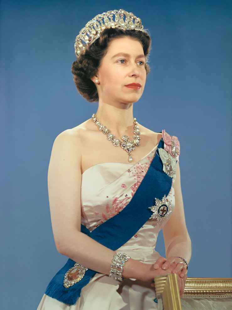 lungebetændelse Bulk Gå ud List of titles and honours of Elizabeth II - Wikipedia