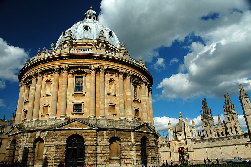 File:Radcliffe Camera and Old Bodleian.jpg