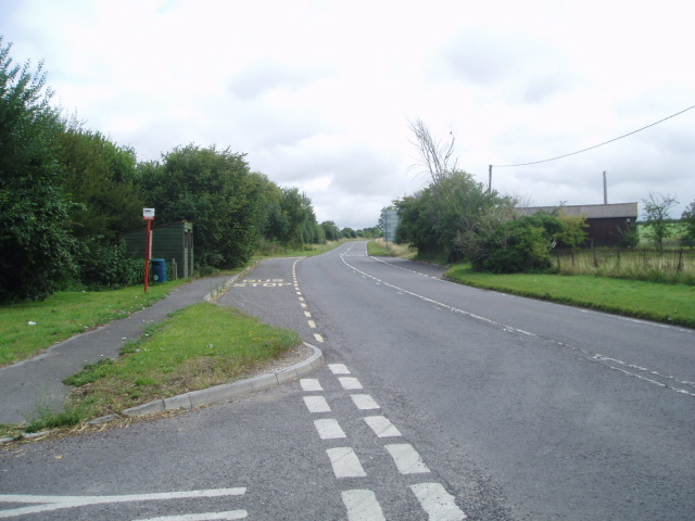 File:Tarrant Hinton -at the junction with the Salisbury Road - geograph.org.uk - 223218.jpg