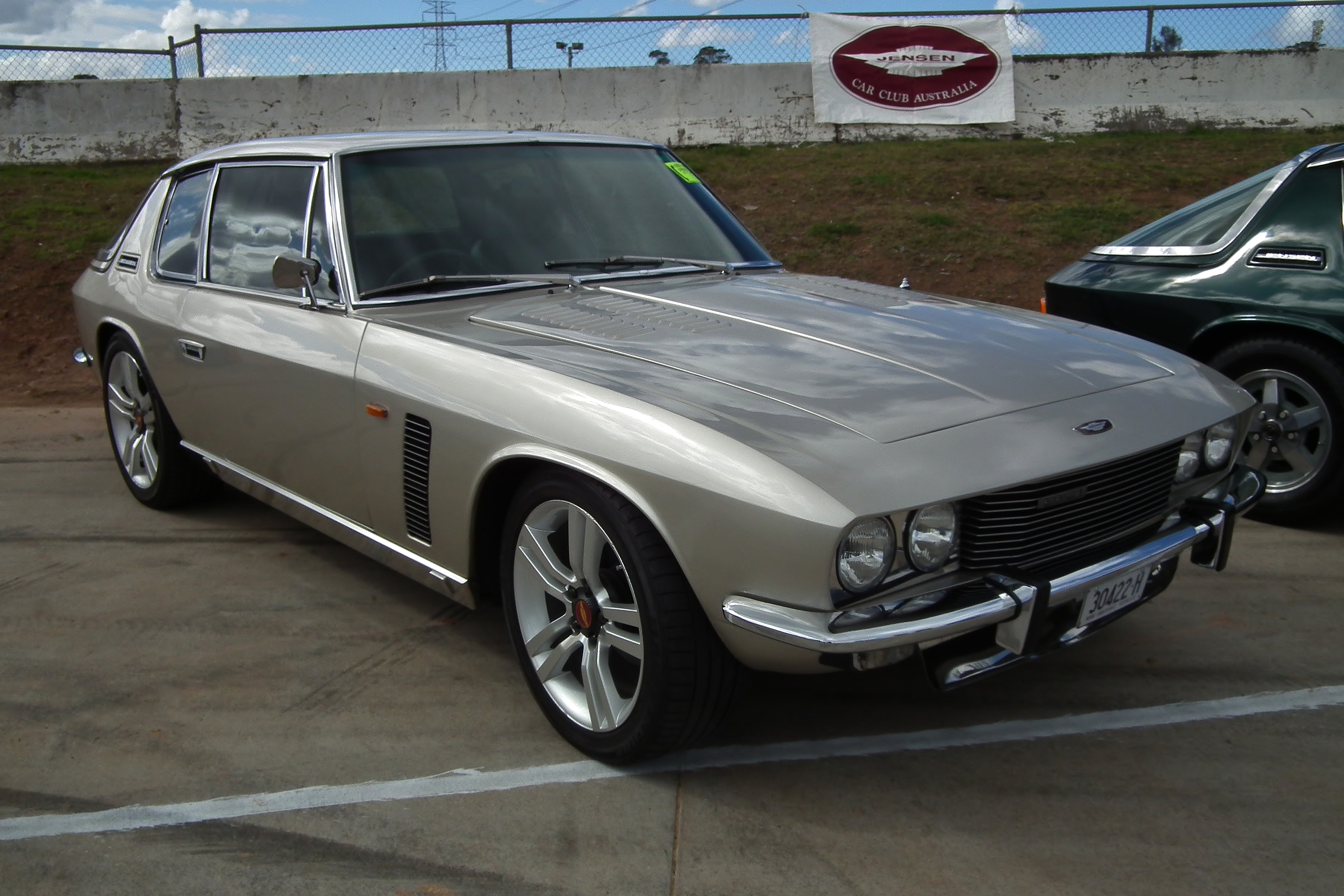 Jensen Interceptor седан