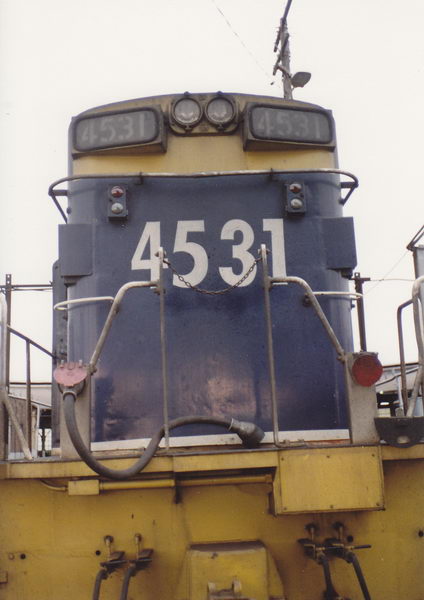 4531_FRBlue_front_on_broadmeadow_loco_1990.jpg