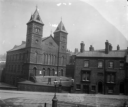 File:A church or chapel in Liverpool (?) NLW3361177.jpg