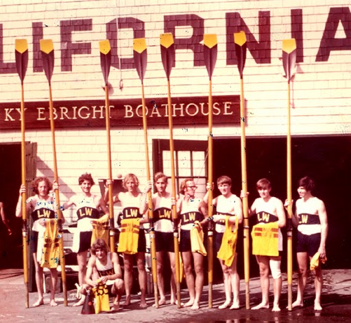 File:California Lightweight Crew 1972.jpg