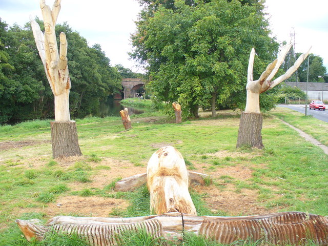 File:Carving Caprice - geograph.org.uk - 934808.jpg