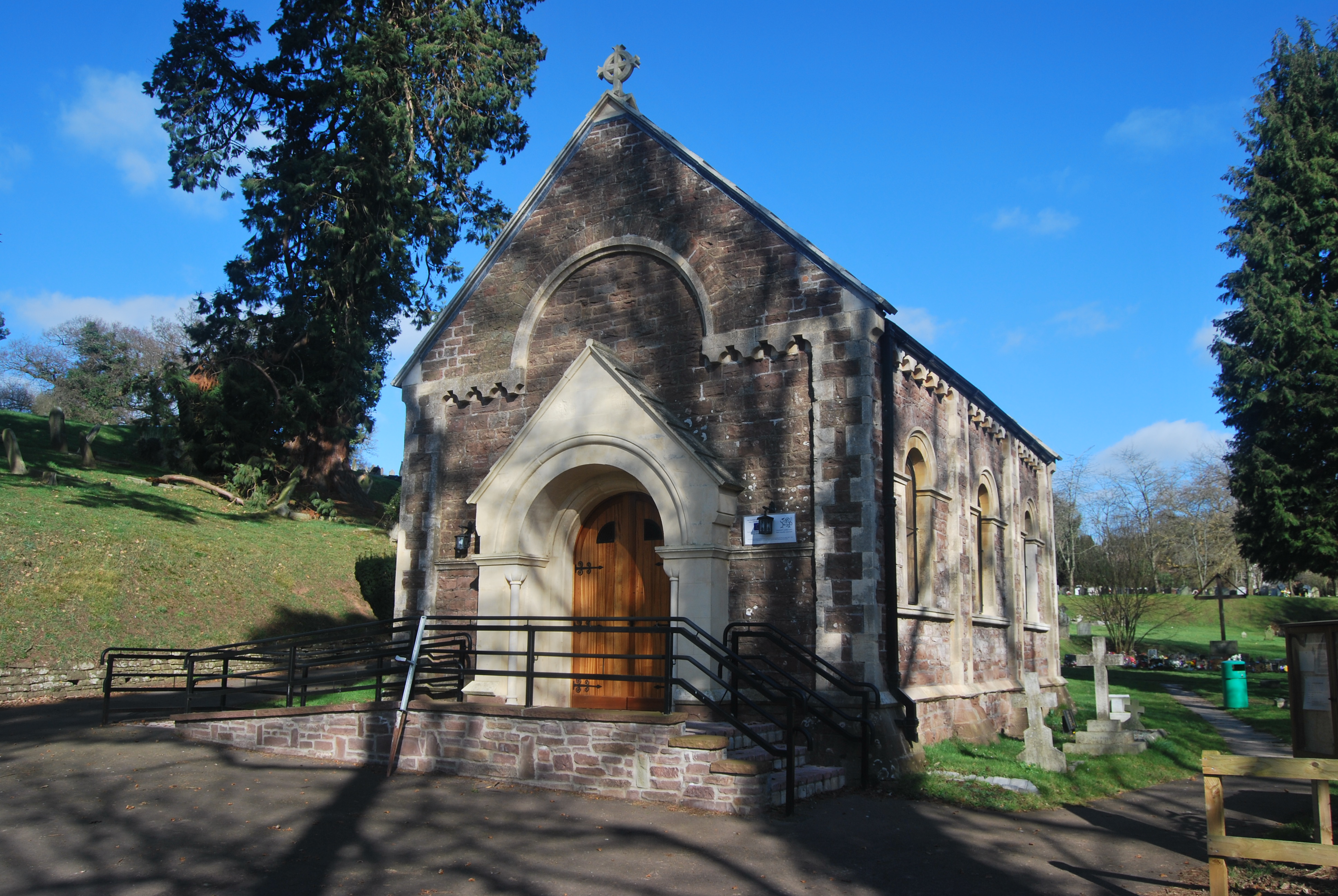 Monmouth Cemetery