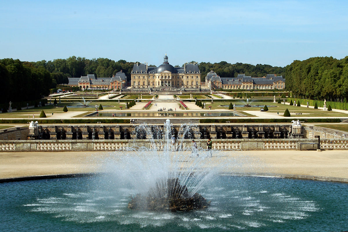 Château de Vaux-le-Vicomte — Wikipédia