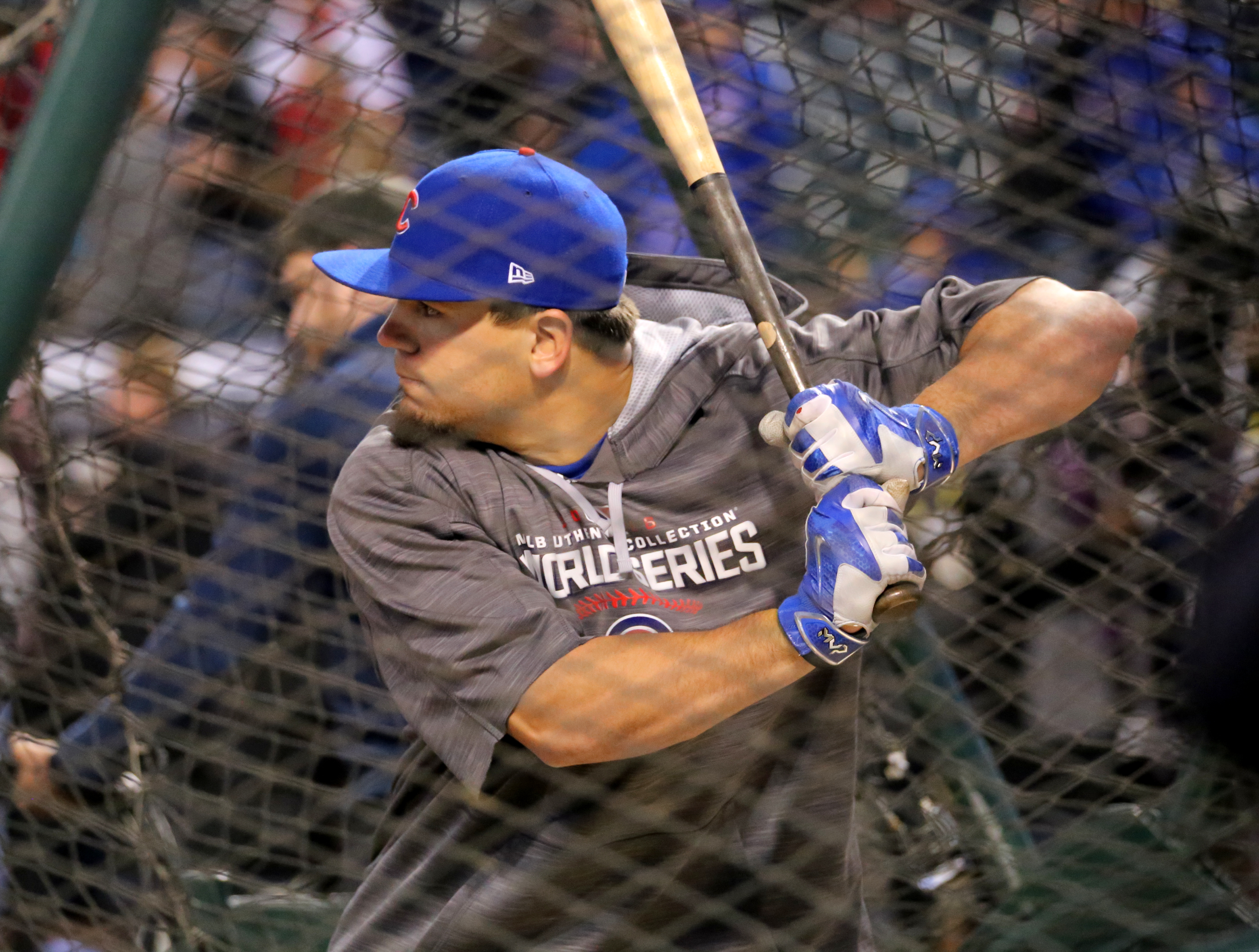 File:Cubs slugger Kyle Schwarber takes batting practice before -WorldSeries  Game 1. (30275018310).jpg - Wikipedia