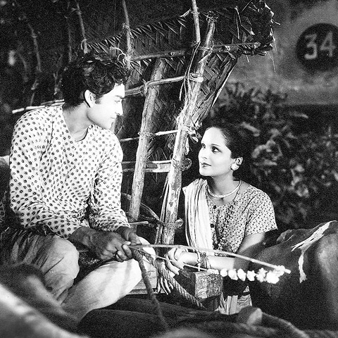 File:Devika Rani et Ashok Kumar dans Achhut Kanya (1936).jpg