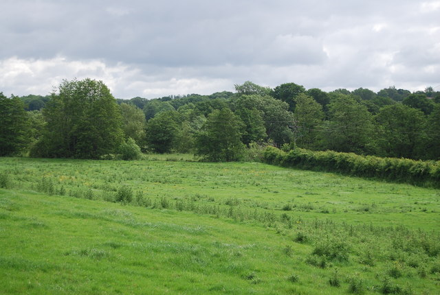 File:Dudwell Valley - geograph.org.uk - 3642818.jpg