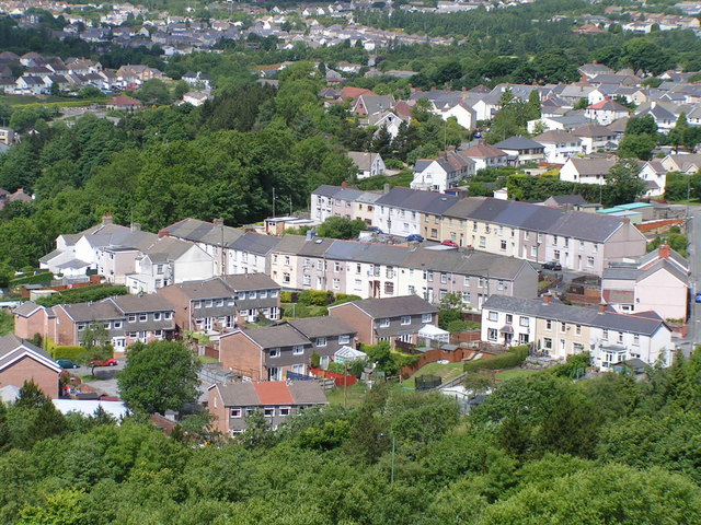 File:Ebbw Vale - geograph.org.uk - 911986.jpg