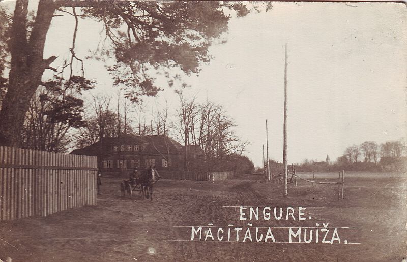 File:Engure. Mācītāja muiža.jpg