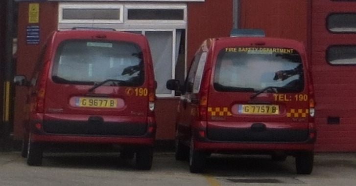 File:Fire engines of Gibraltar 01.jpg