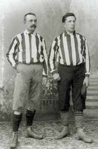 File:Han és Johan Dade 1894-ben.jpg