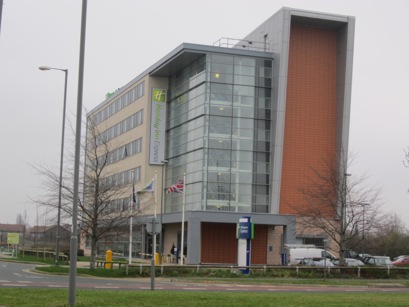 File:Holiday Inn Express, Speke Hall Avenue, Liverpool.jpg