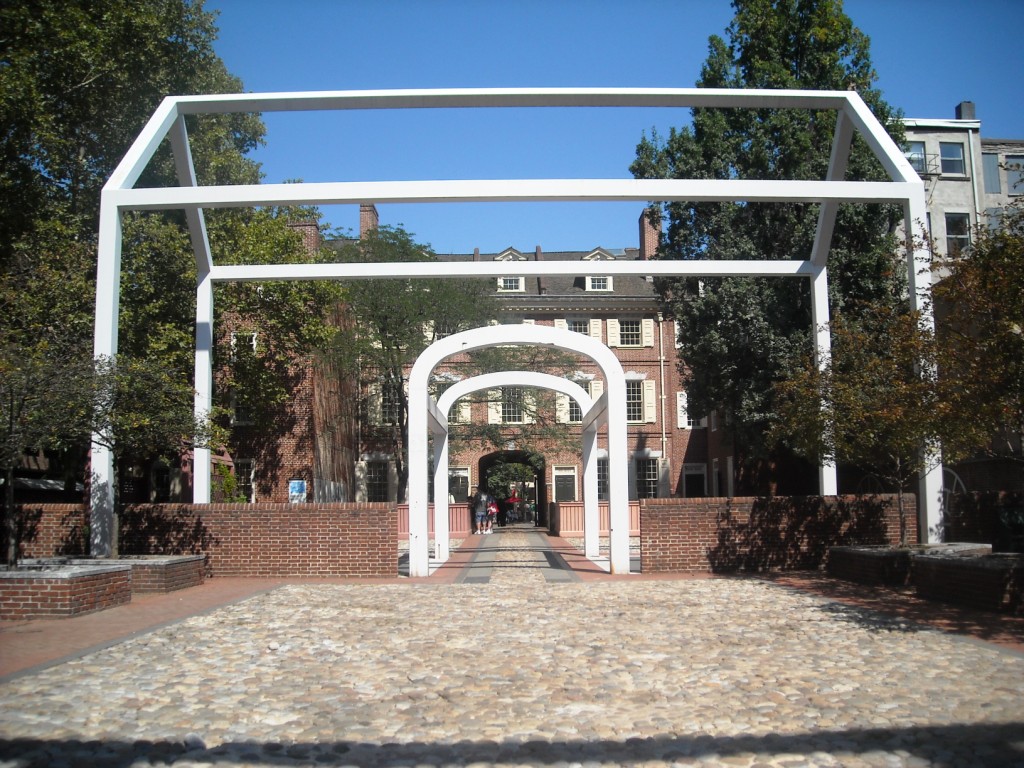 Franklin Court, Filadelfia, Denise Scott Brown y Robert Venturi