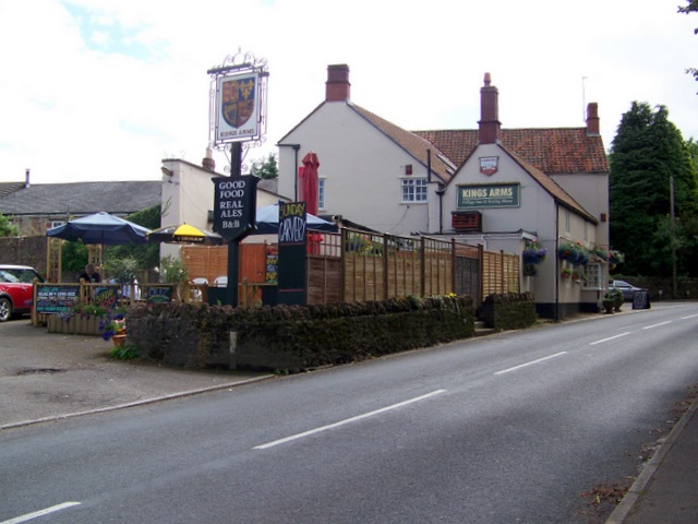 Skeda:King's Arms, Stratton-on-the-Fosse - geograph.org.uk - 1398953.jpg