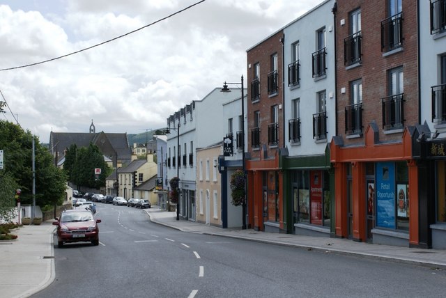 File:Main Street, Baile an Chinneidigh - geograph.org.uk - 1437090.jpg