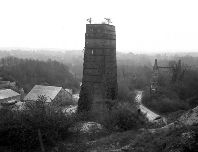 File:Old limekiln, Betchworth, Surrey - geograph.org.uk - 442370.jpg