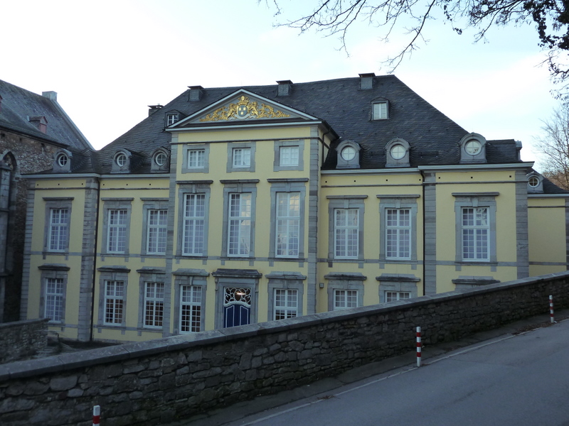 File:Reichsabtei Kornelimünster - panoramio (1).jpg