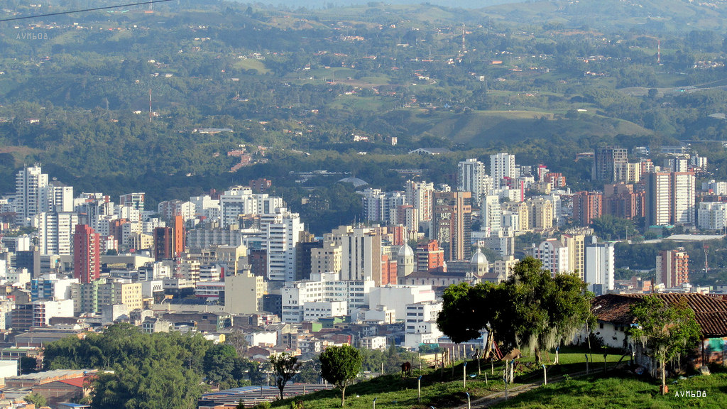 File:Colage de Armenia-Colombia.jpg - Wikimedia Commons